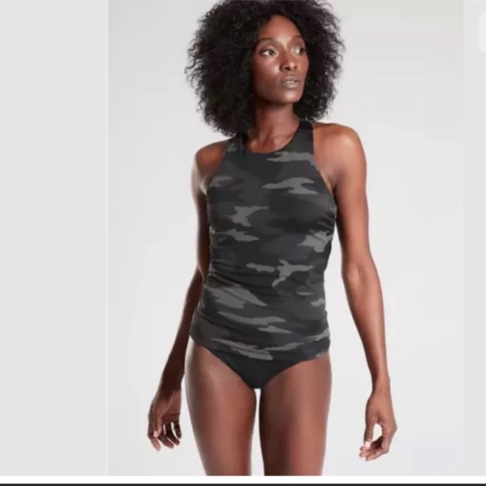 Athleta Freestyle Camo Tankini - 38D/DD